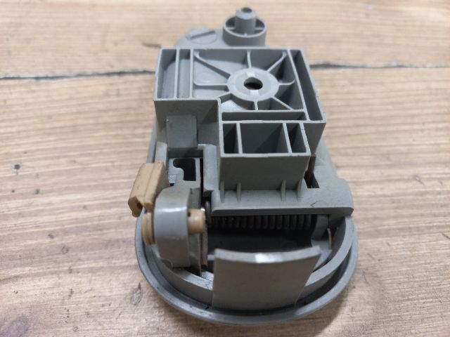 bontott MAZDA DEMIO Bal első Belső Kilincs