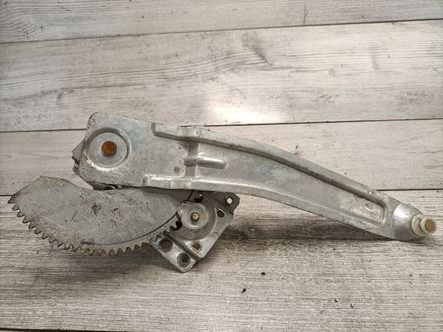 bontott MAZDA DEMIO Bal hátsó Ablakemelő Szerkezet (Mechanikus)