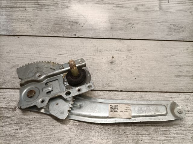 bontott MAZDA DEMIO Bal hátsó Ablakemelő Szerkezet (Mechanikus)