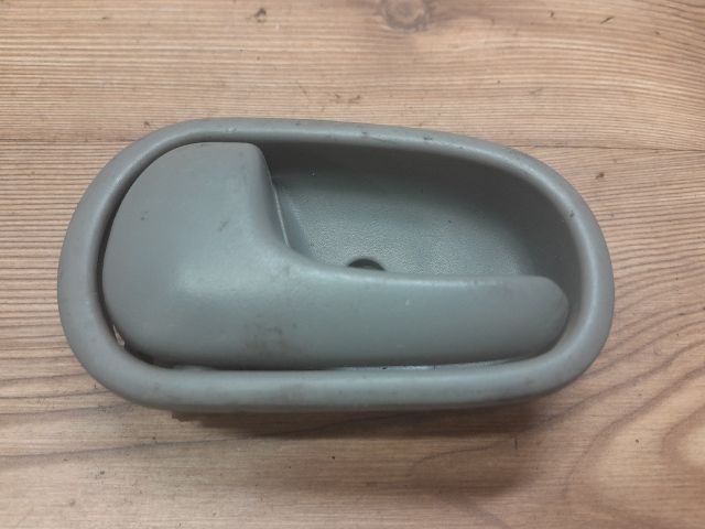 bontott MAZDA DEMIO Bal hátsó Belső Kilincs