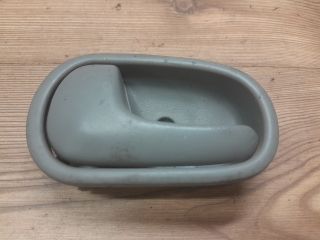 bontott MAZDA DEMIO Bal hátsó Belső Kilincs