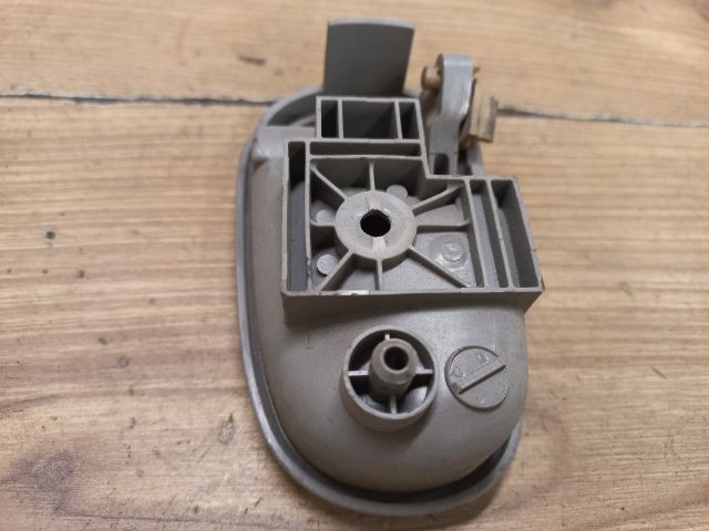 bontott MAZDA DEMIO Bal hátsó Belső Kilincs