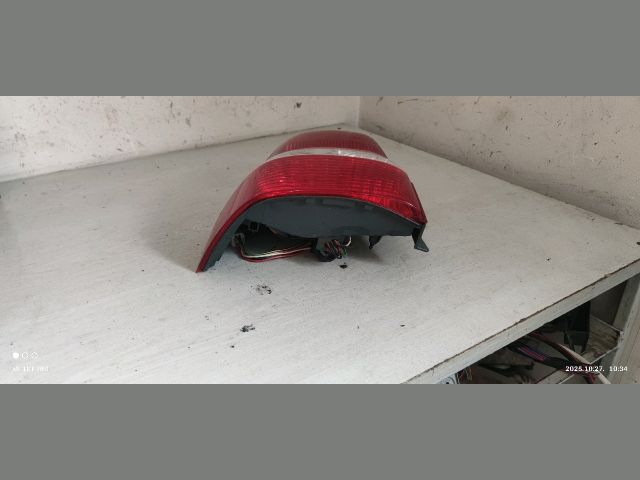 bontott MAZDA DEMIO Bal Hátsó Lámpa