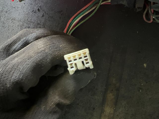 bontott MAZDA DEMIO Bal Hátsó Lámpa