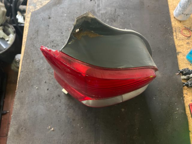 bontott MAZDA DEMIO Bal Hátsó Lámpa