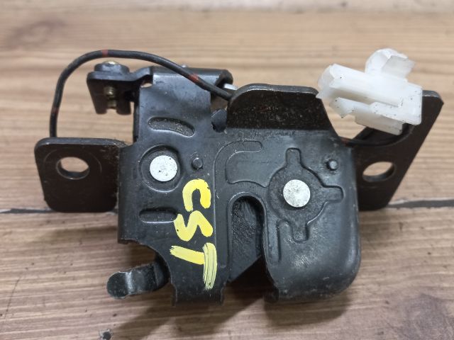 bontott MAZDA DEMIO Csomagtérajtó Zárszerkezet