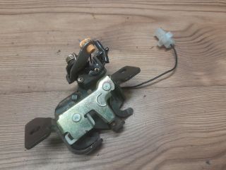 bontott MAZDA DEMIO Csomagtérajtó Zárszerkezet