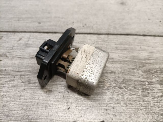 bontott MAZDA DEMIO Előtét Ellenállás Fűtőmotor