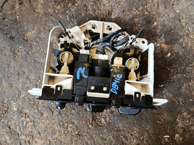 bontott MAZDA DEMIO Fűtéskapcsoló (manuális klímás)