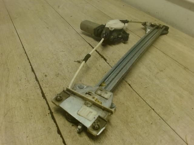 bontott MAZDA DEMIO Jobb első Ablakemelő Szerkezet (Elektromos)