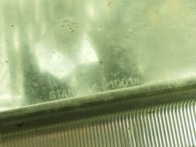 bontott MAZDA DEMIO Jobb Fényszóró