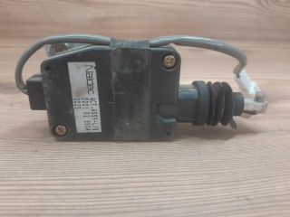 bontott MAZDA DEMIO Központizár Motor Csomagtérajtó