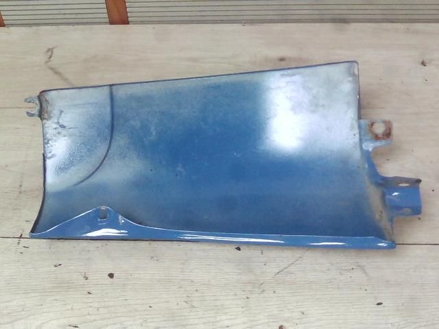 bontott MAZDA E-SERIE Bal első Sárvédő