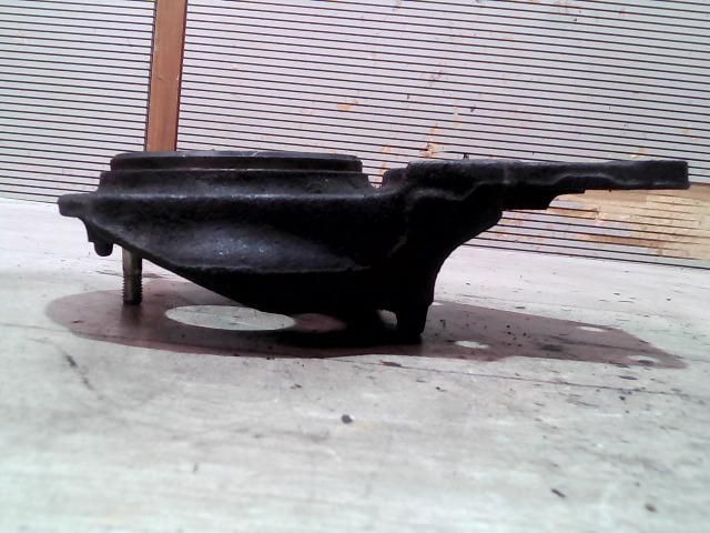 bontott MAZDA E-SERIE Adagoló Tartó Bak