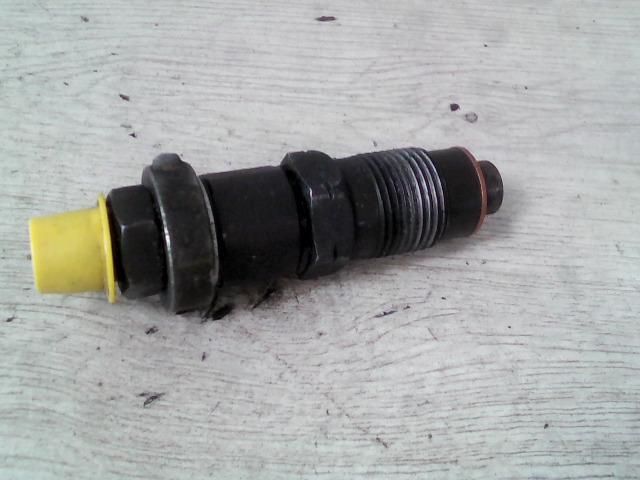 bontott MAZDA E-SERIE Porlasztó (1 db)