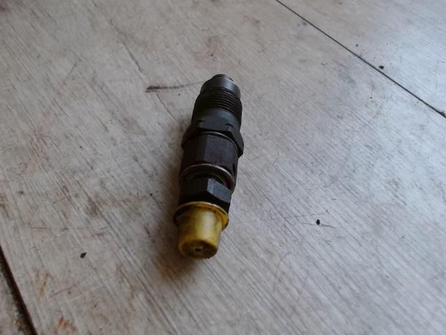 bontott MAZDA E-SERIE Porlasztó (1 db)