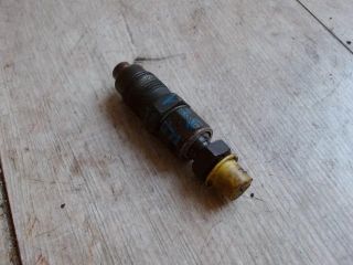 bontott MAZDA E-SERIE Porlasztó (1 db)