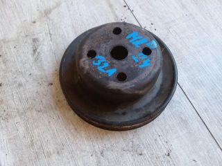 bontott MAZDA E-SERIE Vízpumpa Szíjtárcsa