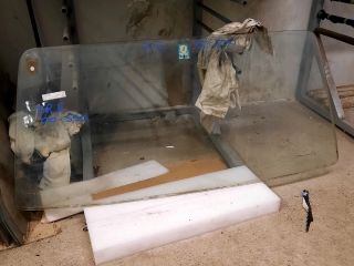 bontott MAZDA E-SERIE Első Szélvédő