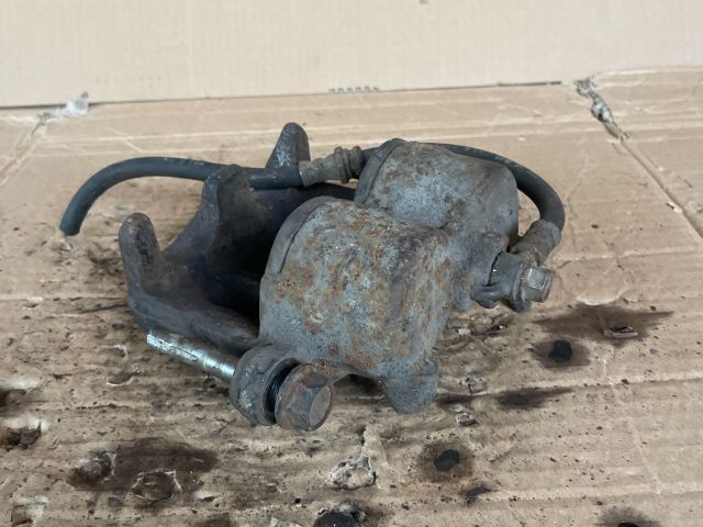 bontott MAZDA MPV Bal első Féknyereg Munkahengerrel