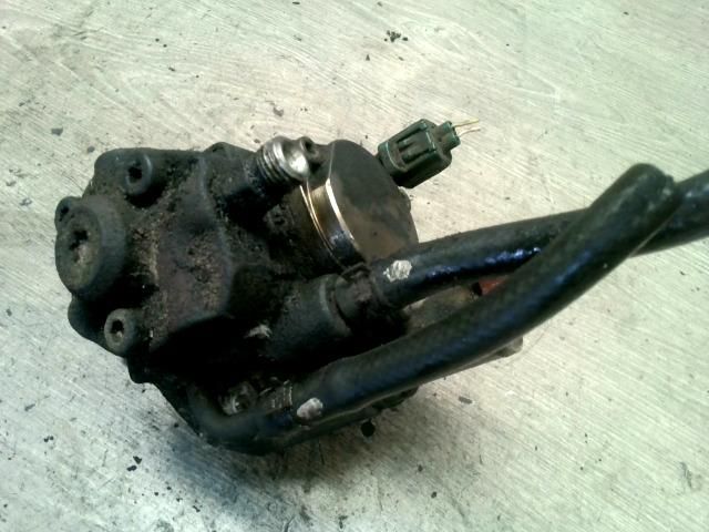 bontott MAZDA MPV Adagoló Bordáskerék / Lánckerék