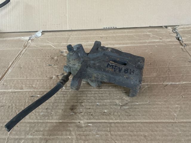 bontott MAZDA MPV Bal hátsó Féknyereg Munkahengerrel