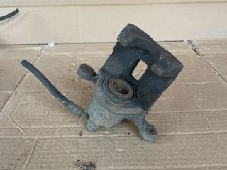 bontott MAZDA MPV Bal hátsó Féknyereg Munkahengerrel