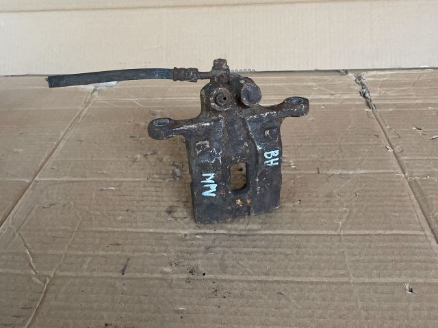 bontott MAZDA MPV Bal hátsó Féknyereg Munkahengerrel