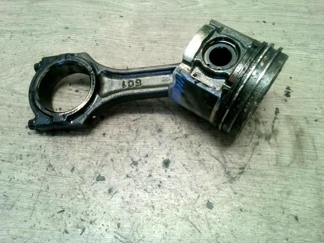 bontott MAZDA MPV Dugattyú és Hajtókar