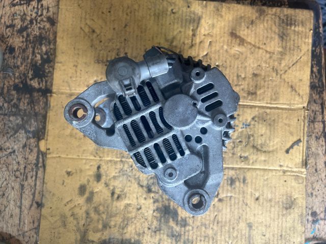 bontott MAZDA MPV Generátor