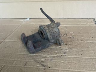 bontott MAZDA MPV Jobb hátsó Féknyereg Munkahengerrel