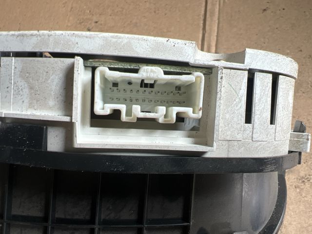 bontott MAZDA MPV Kilométeróra