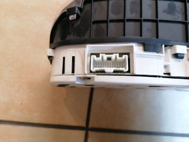 bontott MAZDA MPV Kilométeróra