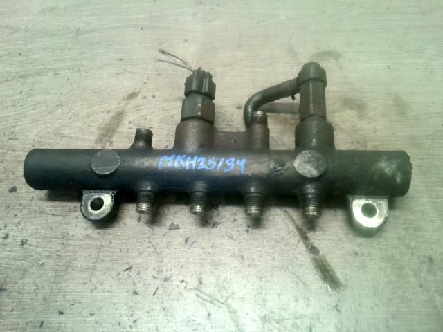 bontott MAZDA MPV Közösnyomócső