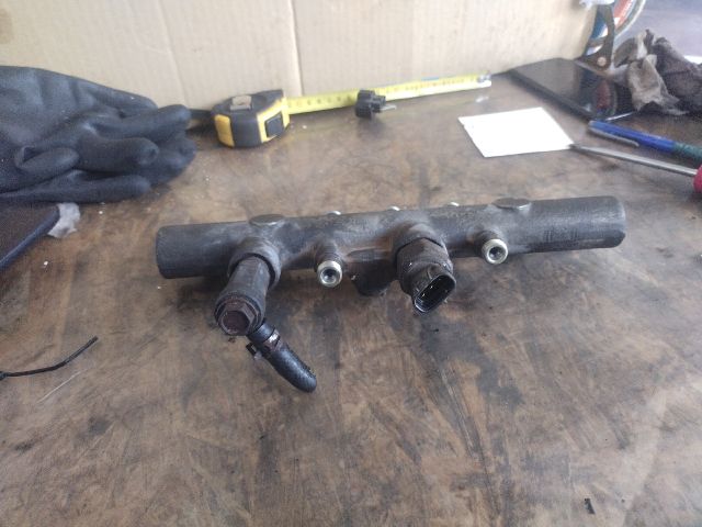 bontott MAZDA MPV Közösnyomócső