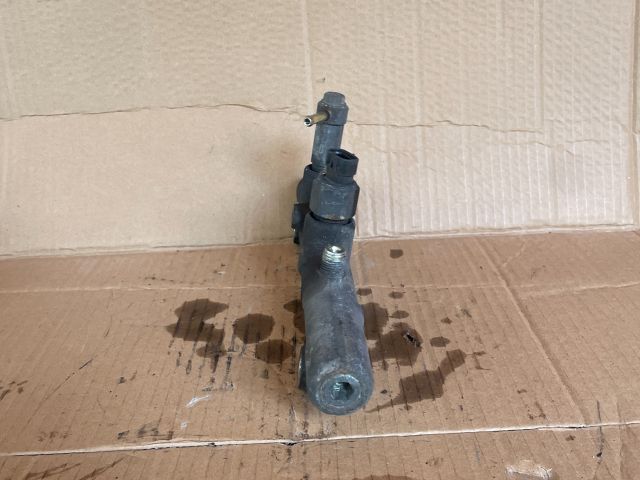 bontott MAZDA MPV Közösnyomócső