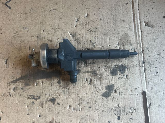 bontott MAZDA MPV Porlasztó (1 db)