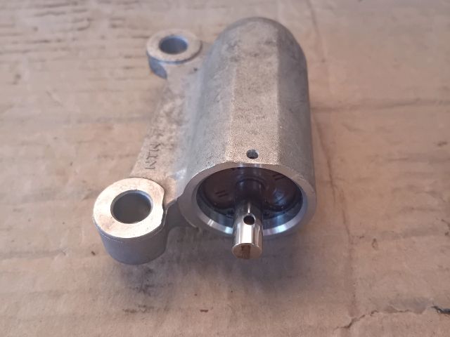 bontott MAZDA MPV Vezérlés Lánc / Szíj Feszítő Görgő