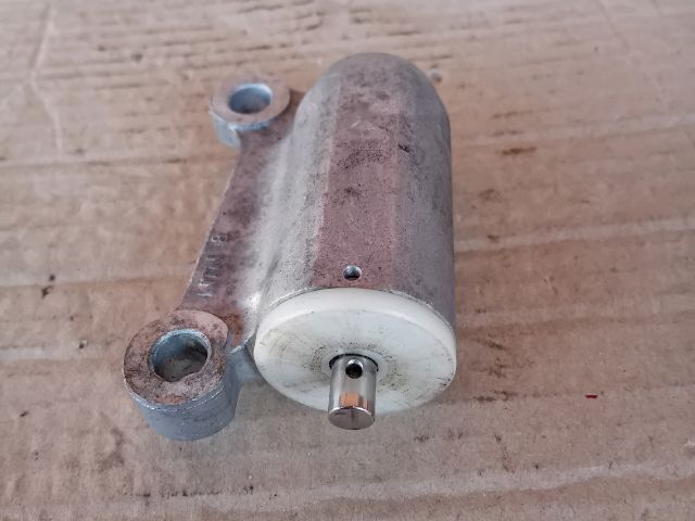 bontott MAZDA MPV Vezérlés Lánc / Szíj Feszítő Görgő