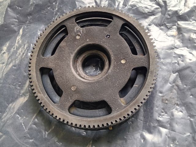 bontott MAZDA MPV Vezérműkerék