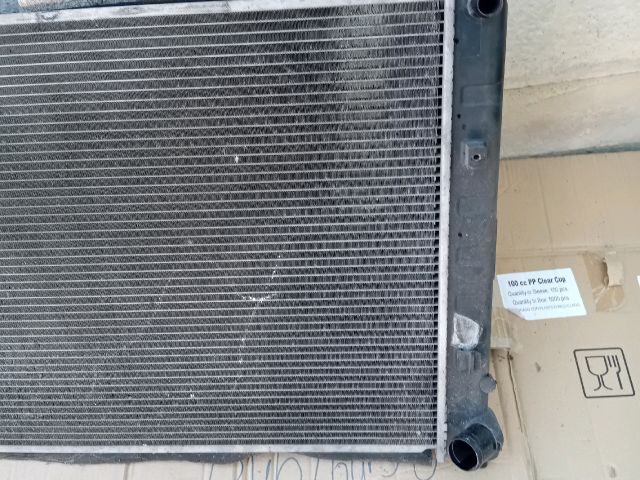 bontott MAZDA MPV Vízhűtő Radiátor (Klímás)