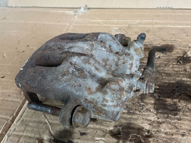 bontott MAZDA MPV Jobb első Féknyereg Munkahengerrel