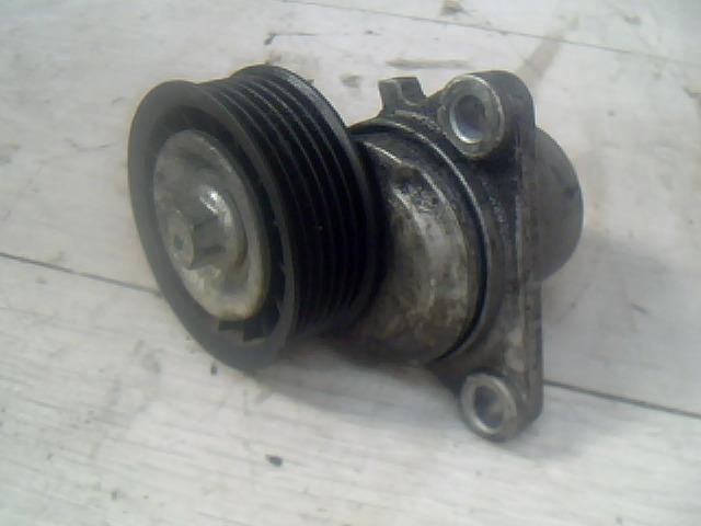 bontott MAZDA MPV Szíjfeszítő Görgő