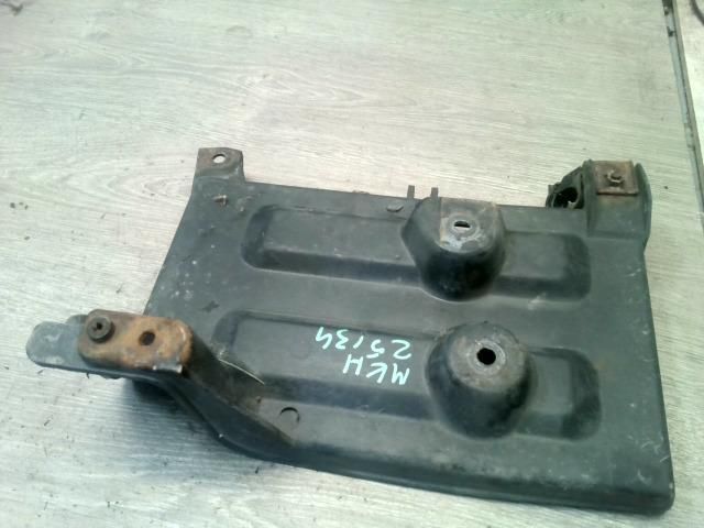 bontott MAZDA MPV Akkumulátor Tartó