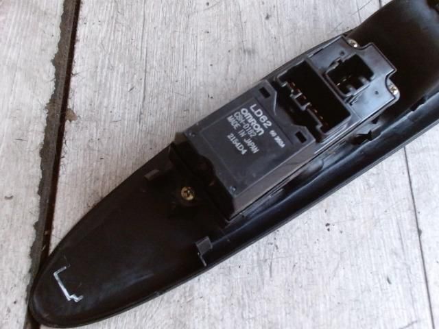 bontott MAZDA MPV Bal első Ablakemelő Kapcsoló