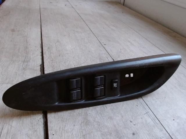 bontott MAZDA MPV Bal első Ablakemelő Kapcsoló