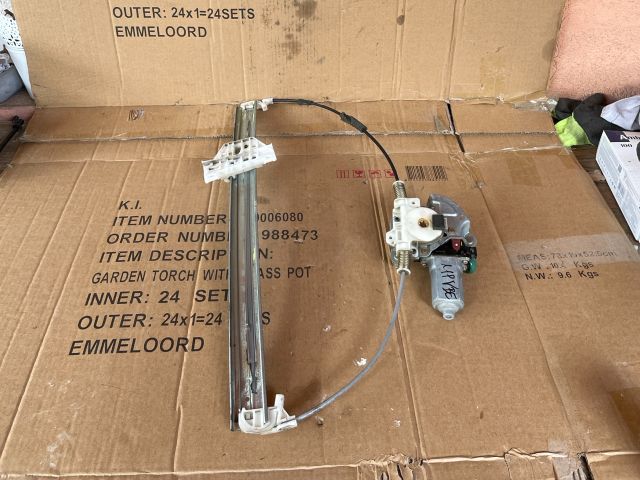 bontott MAZDA MPV Bal első Ablakemelő Motor