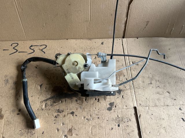 bontott MAZDA MPV Bal első Ajtózár