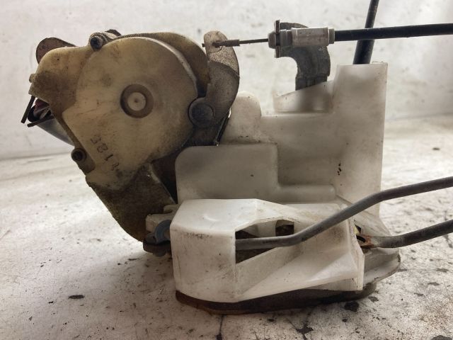 bontott MAZDA MPV Bal első Ajtózár