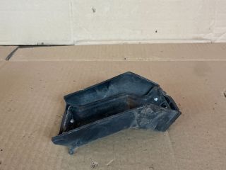 bontott MAZDA MPV Bal első Lökhárító Tartó (Műanyag)